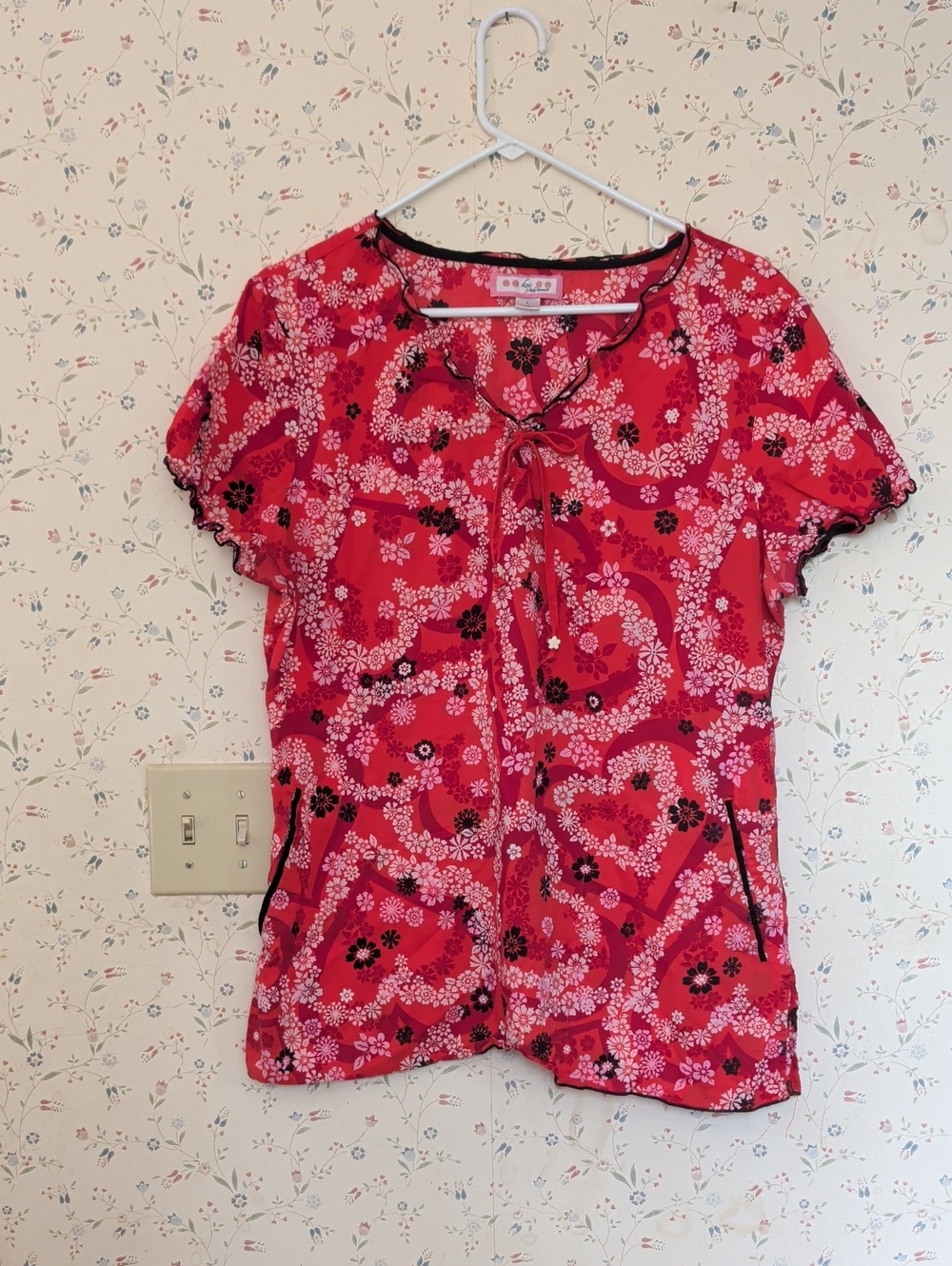 Koi by Kathy Peterson Scrub Top Pink Floral Tie-Neck Short Sleeve Blouse Hearts
